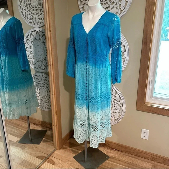 Magic  Lace Blue Ombré Button Vacation Dress - Picture 3 of 8